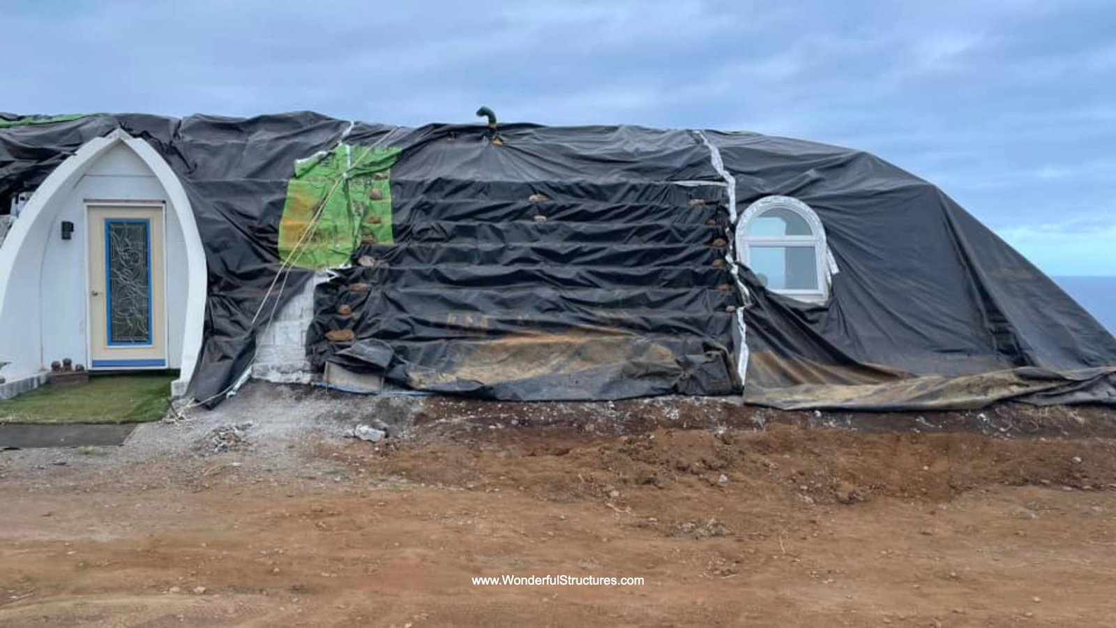 Wonderful-Structures-Hawaii-004