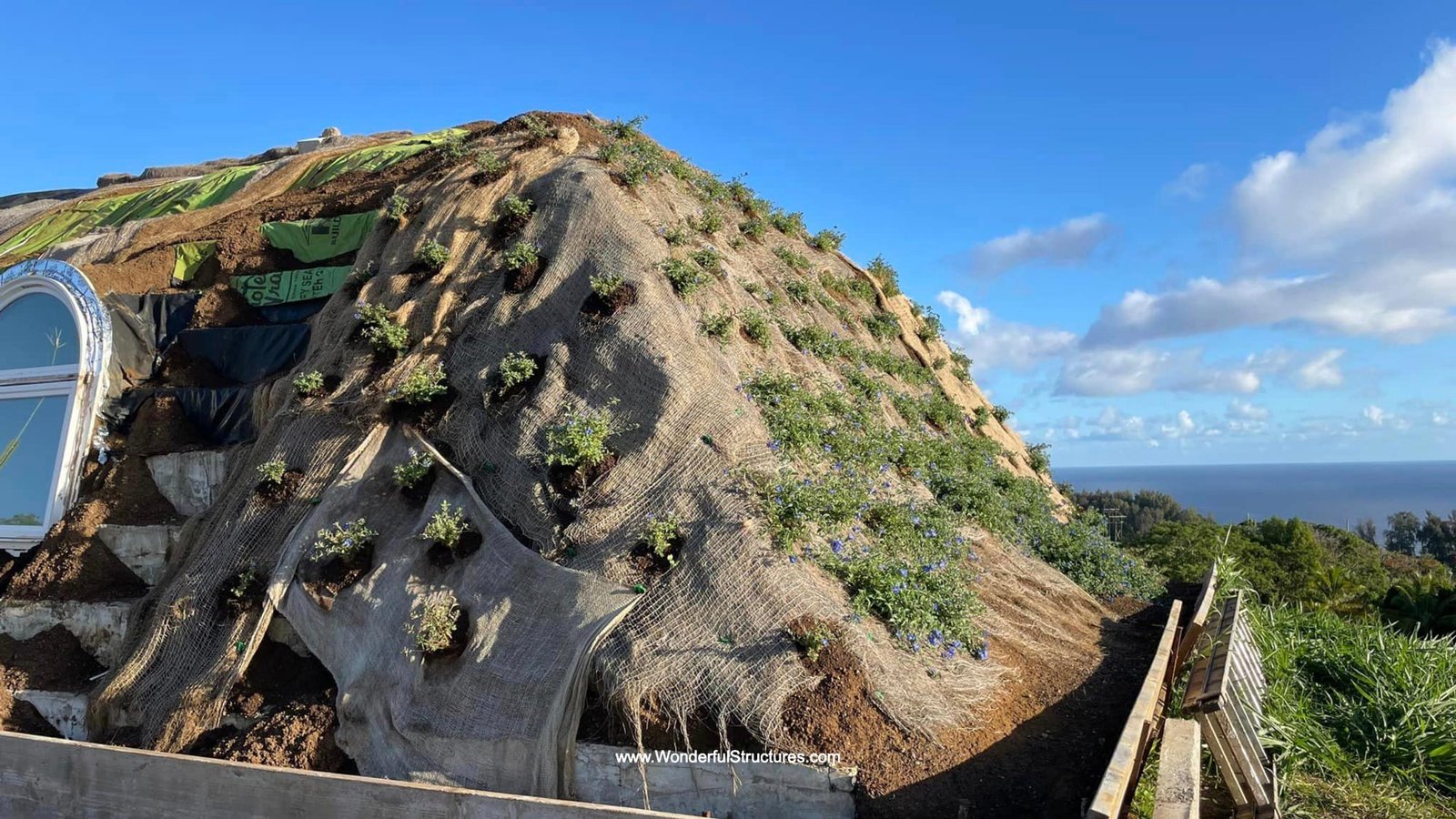 Wonderful-Structures-Hawaii-005